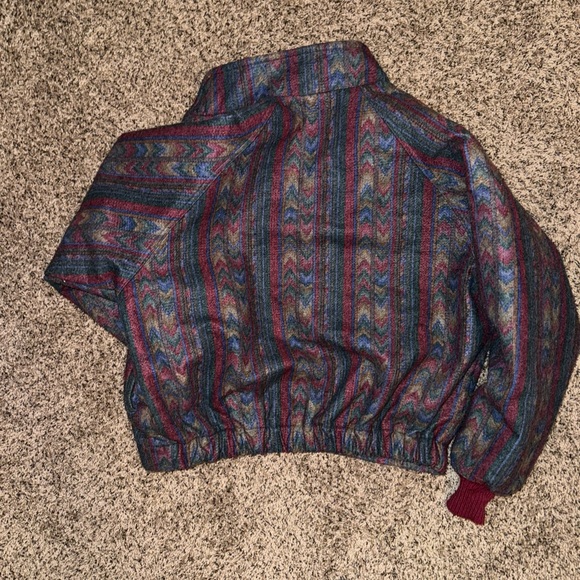 Vintage Walls Insulated Jacket - Picture 6 of 9